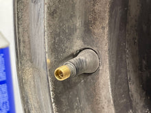 Load image into Gallery viewer, Wheel Rim BMW Z3 1999 - NW198344