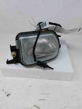Load image into Gallery viewer, FOG LIGHT Mercedes C230 C240 C320 2001 01 2002 02 2003 03 2004 04 Right - NW82972