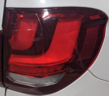 Load image into Gallery viewer, OUTER TAIL LIGHT LAMP BMW X5 X5M 14 15 16 17 18 Right - NW415043