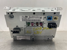 Load image into Gallery viewer, Info-Gps Screen Land Rover LR4 2016 - NW415587