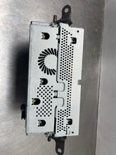 Load image into Gallery viewer, Info-Gps Screen Land Rover LR4 2016 - NW415587