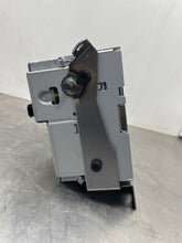 Load image into Gallery viewer, Info-Gps Screen Land Rover LR4 2016 - NW415587