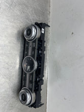 Load image into Gallery viewer, Radio Land Rover LR4 2016 - NW415737