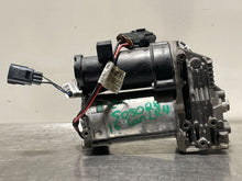 Load image into Gallery viewer, SUSPENSION AIR COMPRESSOR PUMP LR3 LR4 Range Rover Sport 05-16 - NW415193
