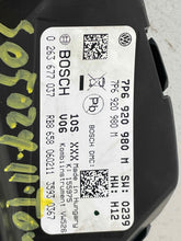 Load image into Gallery viewer, Speedometer Cluster Volkswagen Touareg 2011 - NW415837