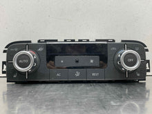Load image into Gallery viewer, Temperature Controls Volkswagen Touareg 2011 - NW537763