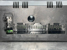 Load image into Gallery viewer, Temperature Controls Volkswagen Touareg 2011 - NW415572