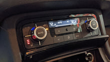 Load image into Gallery viewer, Temperature Controls Volkswagen Touareg 2011 - NW415572