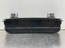 Load image into Gallery viewer, Temperature Controls Volkswagen Touareg 2011 - NW415572