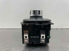 Load image into Gallery viewer, Temperature Controls Volkswagen Touareg 2011 - NW415572