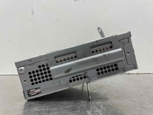 Load image into Gallery viewer, RADIO RECEIVER A4 A6 S4 S6 Touareg 10 11 12 13 14 15 16 17 - NW415740