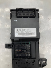 Load image into Gallery viewer, BODY CONTROL MODULE Saab 9-3 2007 07 2008 08 2009 09 10 - NW37331