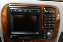 Load image into Gallery viewer, Radio S430 S500 S600 S55 CL500 2002 02 2003 03 2004 04 AM FM CD Nav - NW139059