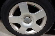 Load image into Gallery viewer, WHEEL Audi A4 2002 02 03 04 05 16x7 Alloy 5 Flat Spokes - NW197298