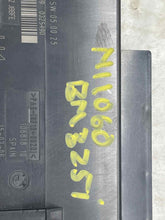 Load image into Gallery viewer, BODY CONTROL MODULE BCM COMPUTER 323i 325ci 325i 330ci 330i 330xi 2006 - NW28993