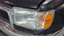 Load image into Gallery viewer, TURN SIGNAL LIGHT LAMP 4 Runner 96 97 98 Bumper Mounted Left - NW416219