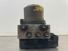 Load image into Gallery viewer, ABS PUMP TOYOTA 4 RUNNER 1996 96 1997 97 1998 98 99 00 - NW416027