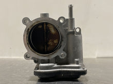 Load image into Gallery viewer, Throttle Body Subaru Impreza 2017 - NW417194