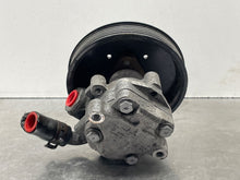Load image into Gallery viewer, POWER STEERING PUMP Q7 Touareg 07 08 09 10 11 12 13 14 - NW417159