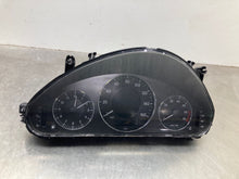 Load image into Gallery viewer, SPEEDOMETER CLUSTER Mercedes-Benz E320 E500 E55 2005 05 - NW417543