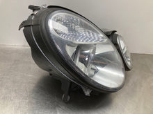 Load image into Gallery viewer, HEADLIGHT LAMP ASSEMBLY E320 E350 E500 E55 03 04 05 06 Right - NW417454