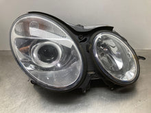 Load image into Gallery viewer, HEADLIGHT LAMP ASSEMBLY E320 E350 E500 E55 03 04 05 06 Right - NW417454