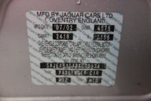 Load image into Gallery viewer, TRANSFER CASE Jaguar X Type 2002 02 2003 03 - NW176922