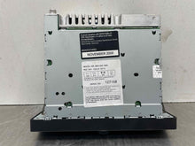 Load image into Gallery viewer, Radio Audi TT 2001 01 2002 02 2003 03 AM FM CD - NW418089