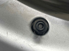 Load image into Gallery viewer, Wheel Rim Volkswagen Tiguan 2010 - NW418744