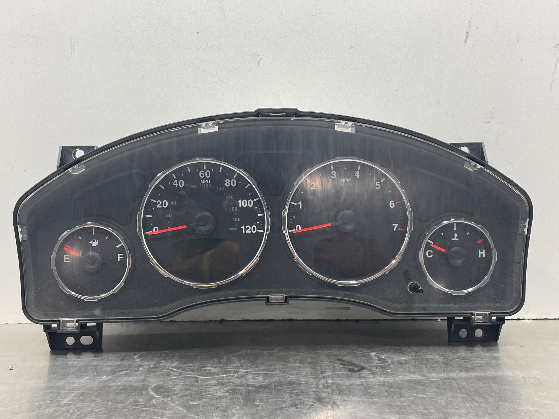 Speedometer Cluster Jeep Liberty 2008 - NW419778 – Tom's