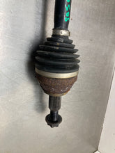 Load image into Gallery viewer, Axle Shaft Chrysler Pacifica 2018 - NW418377