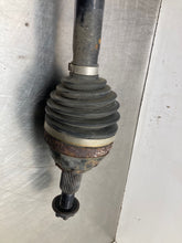 Load image into Gallery viewer, Axle Shaft Chrysler Pacifica 2018 - NW418377