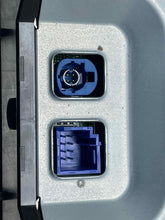 Load image into Gallery viewer, INFO-GPS SCREEN C250 C300 C350 C43 C63 GLC250d GLC300 15-20 - NW419417
