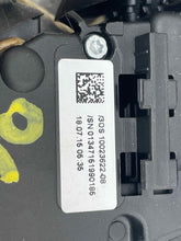 Load image into Gallery viewer, Computer MERCEDES C-CLASS 2016 - NW418955