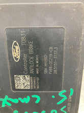 Load image into Gallery viewer, ABS Pump Buick C-MAX 2015 - NW418796