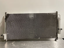 Load image into Gallery viewer, AC CONDENSER Nissan Murano 2003 03 2004 04 2005 05 2006 06 2007 07 - NW43774