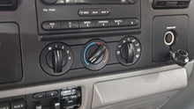 Load image into Gallery viewer, Temperature Controls FORD F250SD PICKUP 2006 - NW419384
