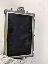 Load image into Gallery viewer, INFO-GPS SCREEN Mercedes-Benz E350 E550 E63 2010 10 2011 11 - NW105649