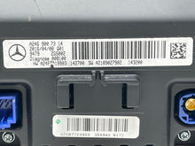 Load image into Gallery viewer, Info-Gps Screen MERCEDES CLA-CLASS 2015 - NW420581