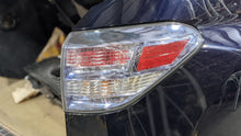 Load image into Gallery viewer, OUTER TAIL LIGHT LAMP Lexus RX450H 2010 10 2011 11 2012 12 Right - NW420949