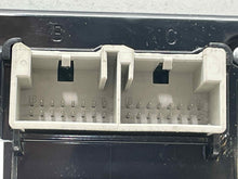 Load image into Gallery viewer, Temperature Controls Volkswagen Passat 2016 - NW420561