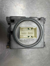 Load image into Gallery viewer, HEADLIGHT LAMP ASSEMBLY Volkswagen Passat 2016 16 Right - NW420571