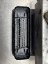 Load image into Gallery viewer, ABS PUMP Volvo XC90 2005 05 2006 06 2007 07 2008 08 2009 09 2010 10 2011 11 - NW421110