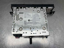 Load image into Gallery viewer, RADIO BMW 320i 330i M3 2002 02 03 04 05 06 AM/FM/CD - NW421479