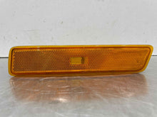 Load image into Gallery viewer, SIDE MARKER LAMP LIGHT Mountaineer 2002-2010 Bumper Mounted Left - NW81716
