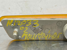 Load image into Gallery viewer, SIDE MARKER LAMP LIGHT Mountaineer 2002-2010 Bumper Mounted Left - NW81716