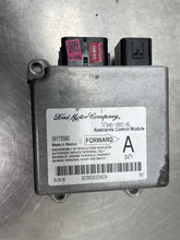 Load image into Gallery viewer, AIR BAG CONTROL MODULE COMPUTER Ford Flex 2009 09 - NW421755