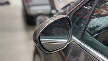 Load image into Gallery viewer, Side View Door Mirror ENVISION 2017 - NW421784