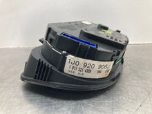 Load image into Gallery viewer, SPEEDOMETER CLUSTER Golf Jetta 2001 01 2002 02 2003 03 - NW444730
