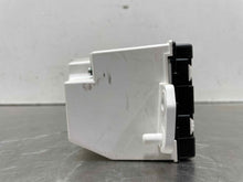 Load image into Gallery viewer, INFO-GPS SCREEN Mitsubishi Endeavor Galant 2006 06 - NW422978